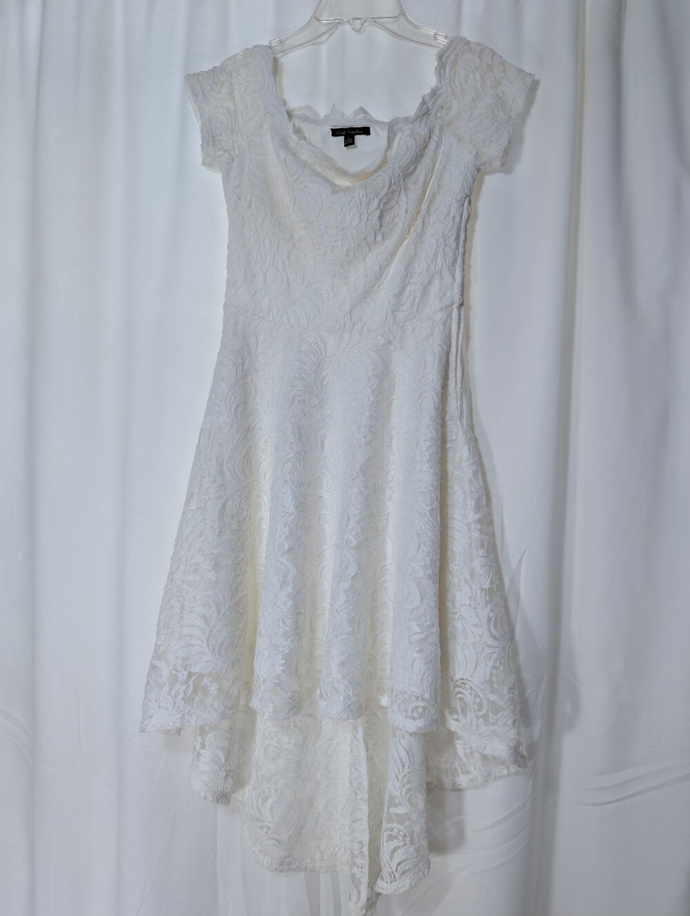 City Triangles High-low Lace Dress